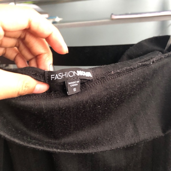 FashionNova black bodysuit - Picture 3 of 3